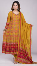 Farah Kurti with Pants