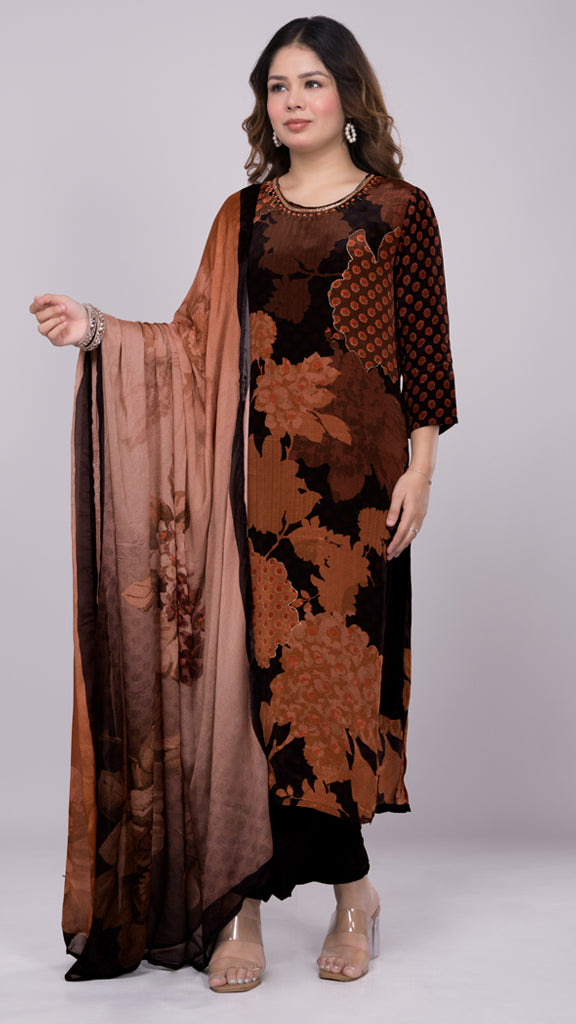 Hina Kurti with Pants