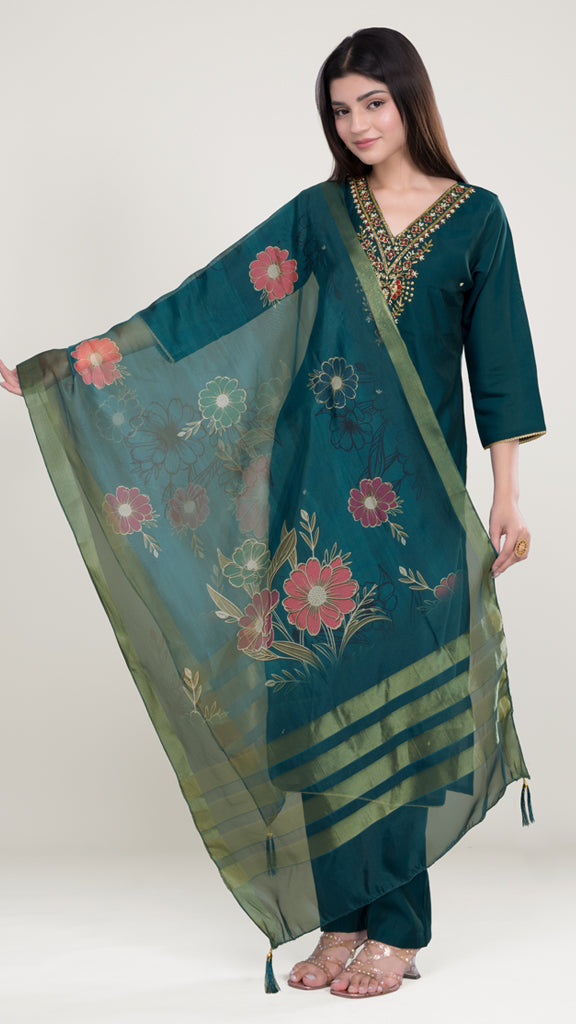 Kiva Floral Emroided Silk Kurta Set