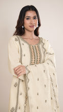 Bhavi Straight Kurta Set