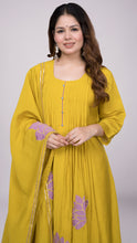 Qiana Kurti with Dupatta Set