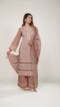 Nayra Kurta Set in Peach