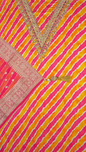 Selira V-neck Kurta Set with Dupatta